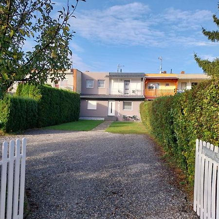 Trenta Apartman Buekfuerdo Exterior photo