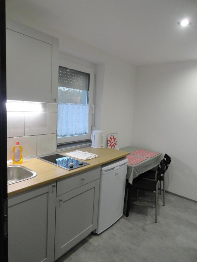 Trenta Apartman Buekfuerdo Exterior photo