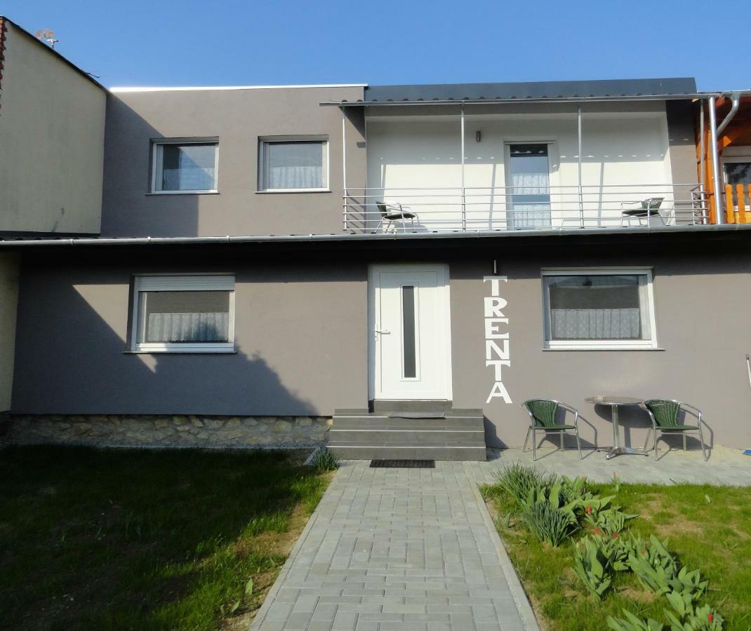 Trenta Apartman Buekfuerdo Exterior photo